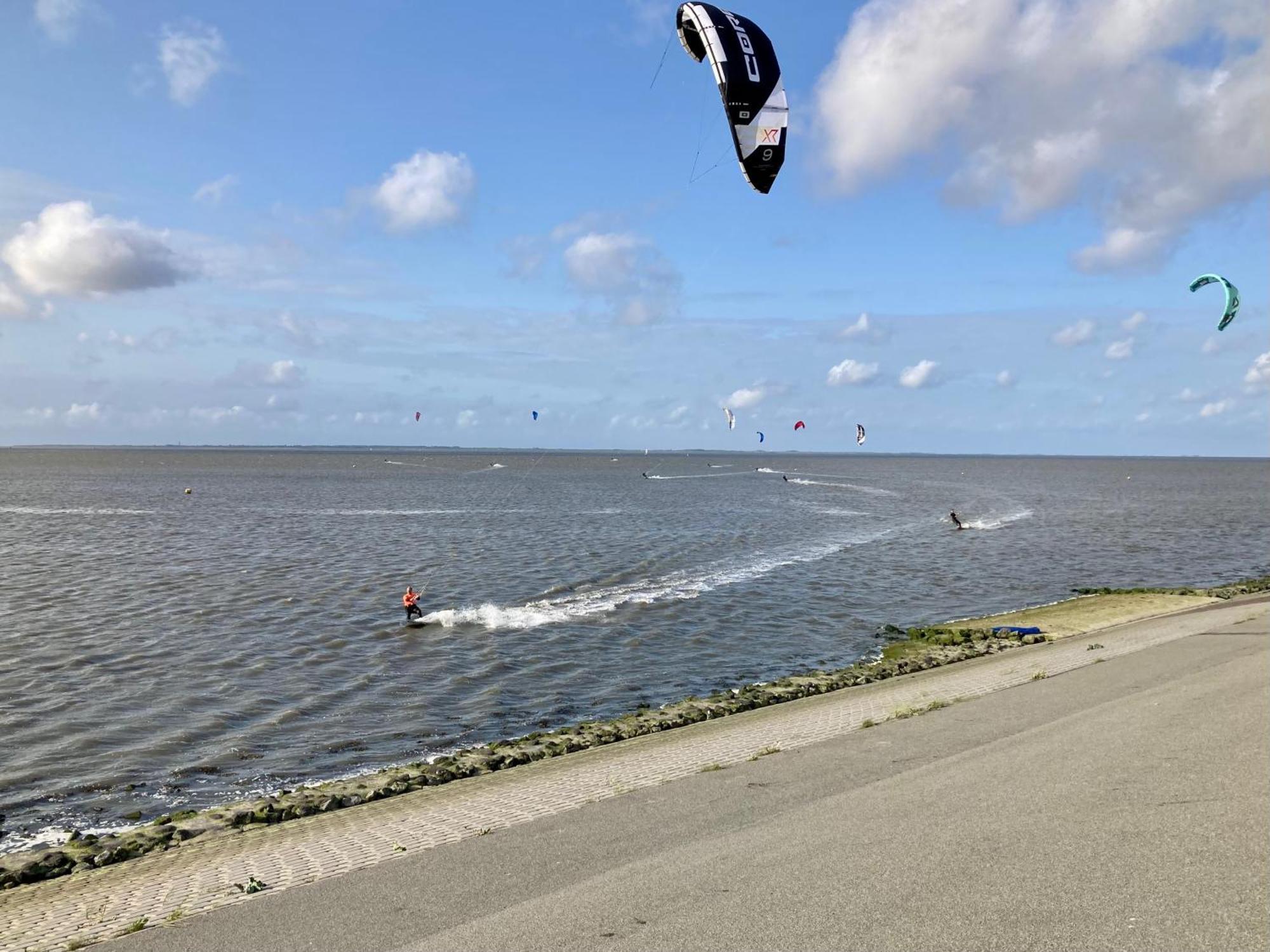 Urlaubsruhe 6 Pers Holiday Home W Terrace Close To National Park Lauwersmeer Anjum Экстерьер фото